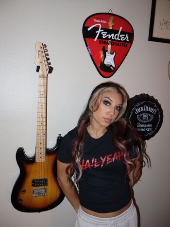 Full leaked Thea hail private onlyfans photo