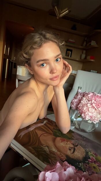 Full leaked Thea ros private onlyfans photo