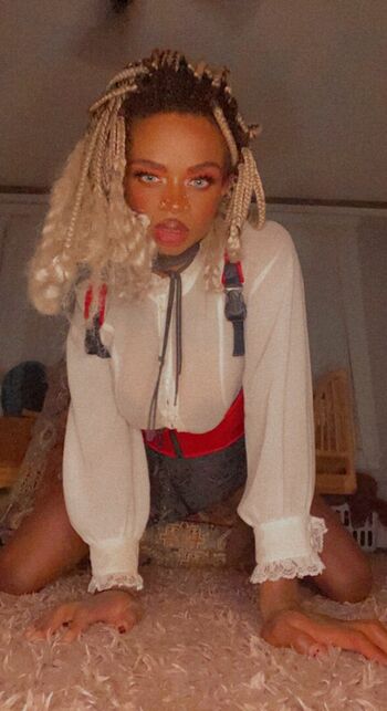 Full leaked Thebanannaqueen private onlyfans photo