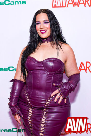 Full leaked Thecurvyfoxx private onlyfans photo