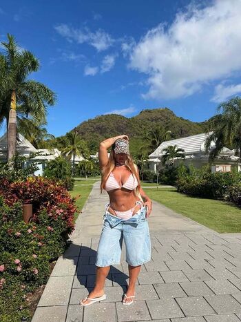 Full leaked Thedoctorbae private onlyfans photo