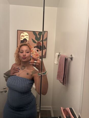 Full leaked Thegirlwiththewalk private onlyfans photo
