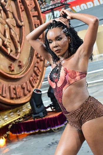 Full leaked Thelma assis page private onlyfans photo