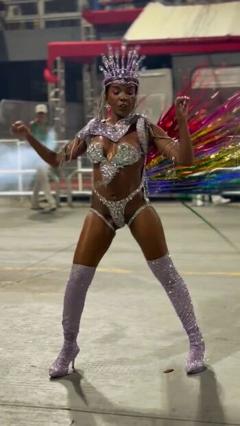 Full leaked Thelma assis private onlyfans photo