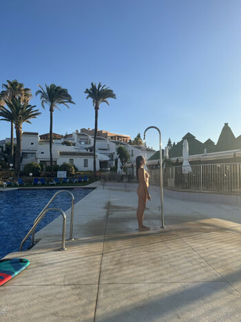 Full leaked Thenudeblogger private onlyfans photo