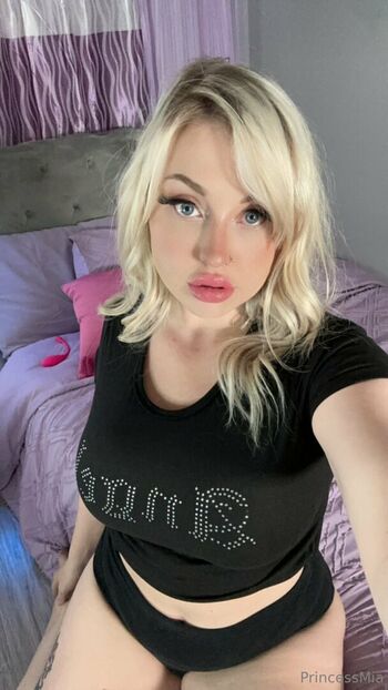 Full leaked Theprincessmiaa private onlyfans photo