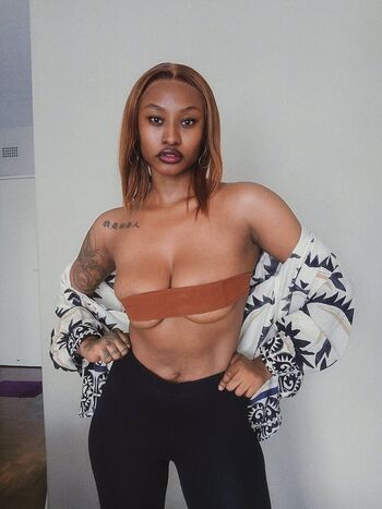 Full leaked Therealzeenkosi private onlyfans photo