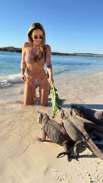 Full leaked Thesassyone private onlyfans photo