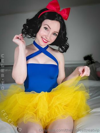 Full leaked Thetinyfeettreat private onlyfans photo