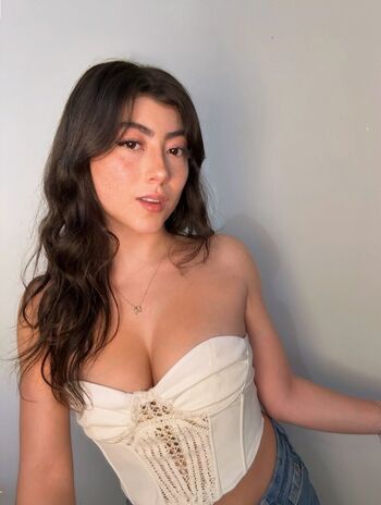 Full leaked Thewildlatina private onlyfans photo