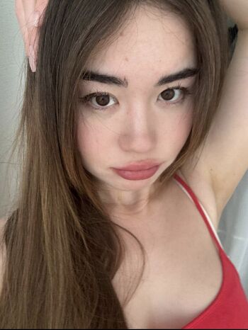 Full leaked Theyloveaiza private onlyfans photo