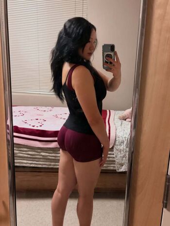 Full leaked Thick asian women private onlyfans photo