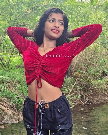 Full leaked Thumbizz private onlyfans photo