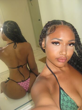 Full leaked Tiaaraii private onlyfans photo