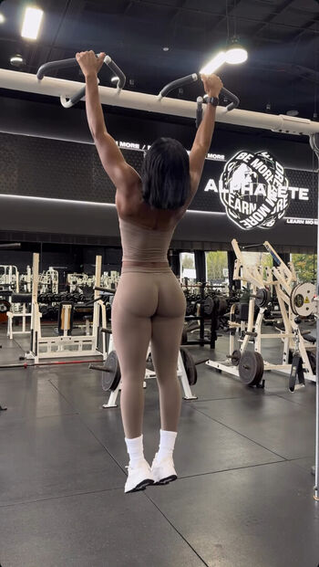 Full leaked Tiara howard private onlyfans photo