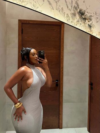 Full leaked Tinah bae page private onlyfans photo