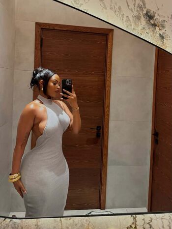 Full leaked Tinah bae page private onlyfans photo