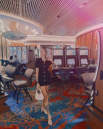 Full leaked Tinarayxxx private onlyfans photo