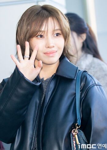 Full leaked Tiny pretty j page private onlyfans photo