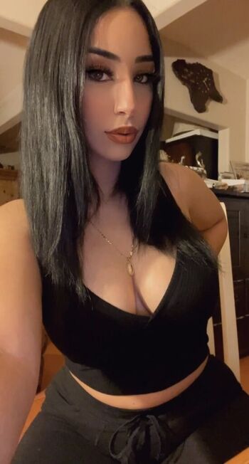 Full leaked Tonitar private onlyfans photo