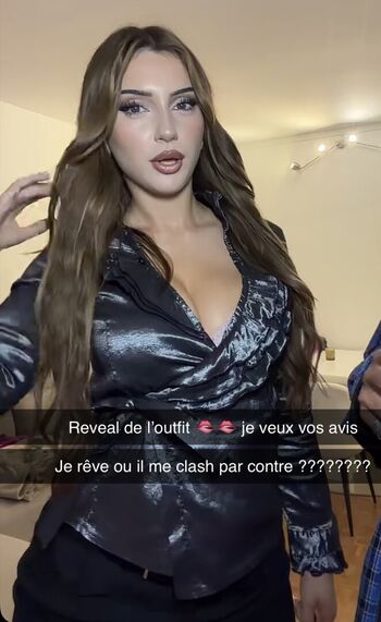 Full leaked Toomuchlucile page private onlyfans photo