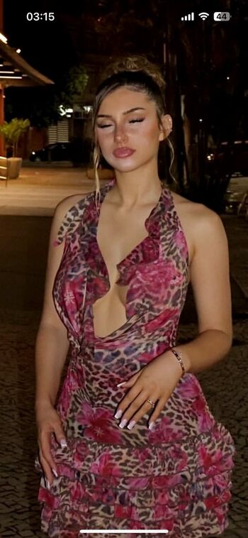 Full leaked Toomuchlucile private onlyfans photo