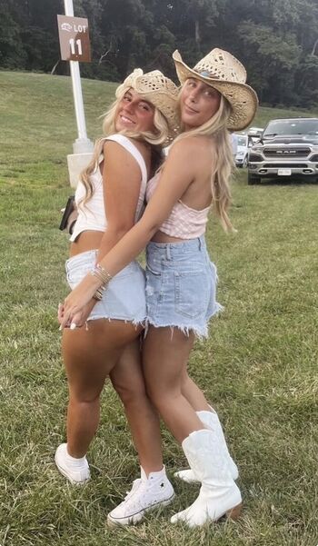 Full leaked Tori niziol private onlyfans photo