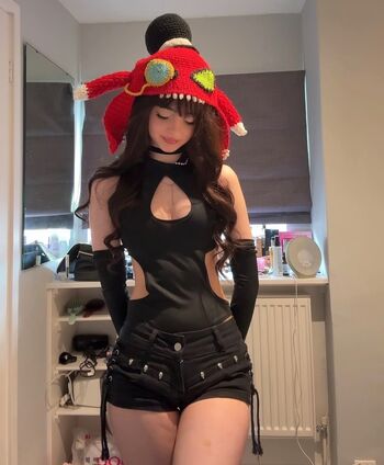 Full leaked Toxic tenshi private onlyfans photo