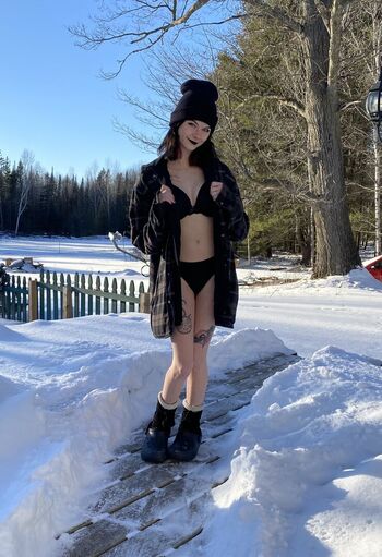 Full leaked Toxicsunflowers private onlyfans photo