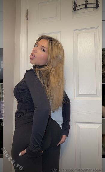 Full leaked Toywithzoey private onlyfans photo