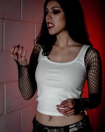 Full leaked Trashmouthbitxh private onlyfans photo