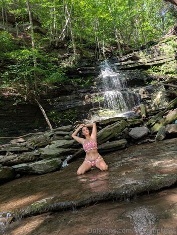 Full leaked Trexintheshower private onlyfans photo