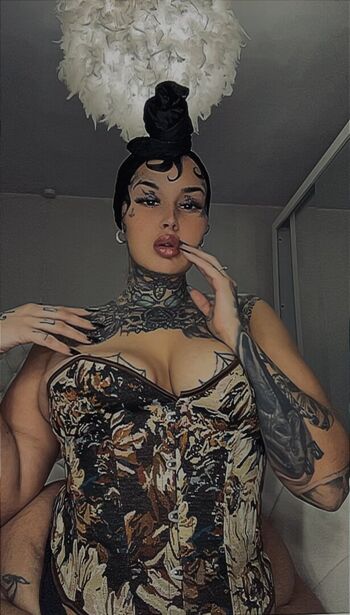 Full leaked Trimarie private onlyfans photo