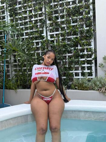 Full leaked Tsholo teebaby private onlyfans photo