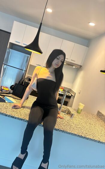 Full leaked Tslunabae private onlyfans photo