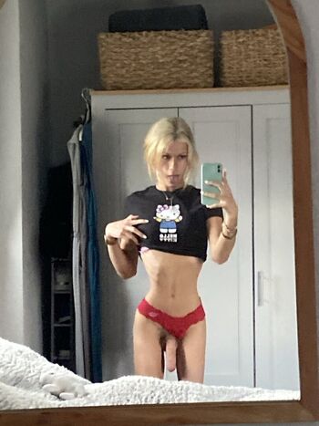 Full leaked Tspollypocket private onlyfans photo