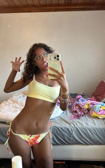 Full leaked Ttahlula private onlyfans photo