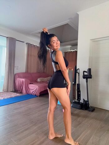 Full leaked Tui private onlyfans photo