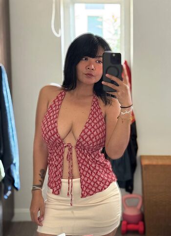 Full leaked Queen nep private onlyfans photo