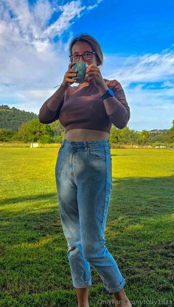 Full leaked Tullyxx private onlyfans photo