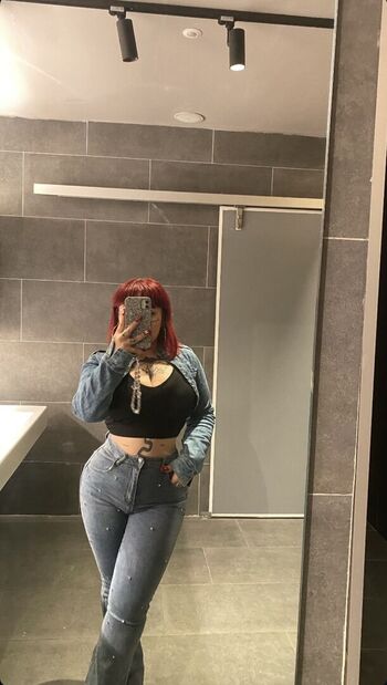 Full leaked Turkish girls page private onlyfans photo