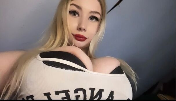 Full leaked Twintailtsundere page private onlyfans photo