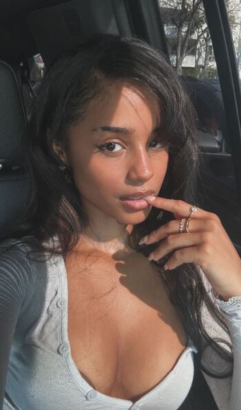 Full leaked Halsey/ private onlyfans photo