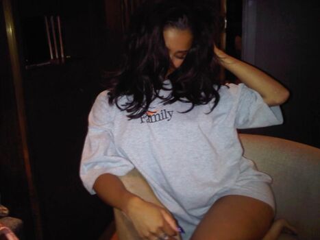 Full leaked Tyla page private onlyfans photo