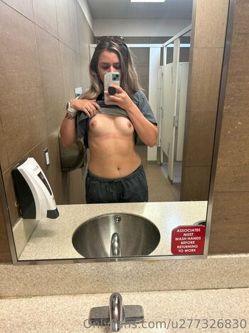 Full leaked U private onlyfans photo