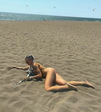 Full leaked Uki q private onlyfans photo