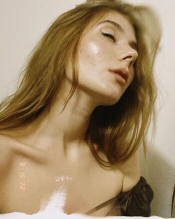 Full leaked Ukrainian girls private onlyfans photo