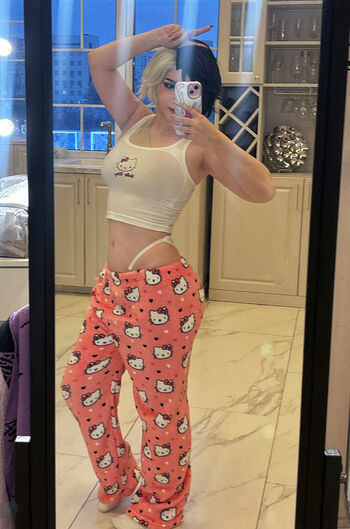 Full leaked Ulichan  page private onlyfans photo