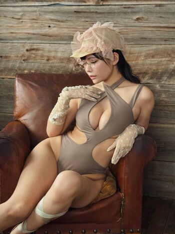 Full leaked Umi shinonome  page private onlyfans photo