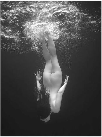 Full leaked Underwater private onlyfans photo